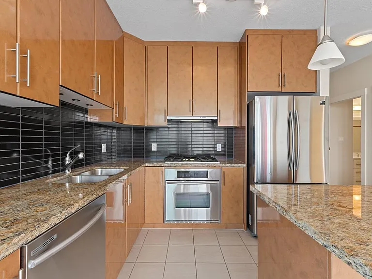 1189 Melville St #2601 — Photo 8