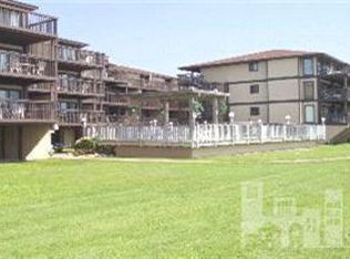 1311 S Lake Park Blvd APT 15A, Carolina Beach, NC 28428