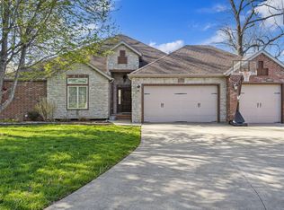 5397 S Love Ct, Springfield, MO 65810
