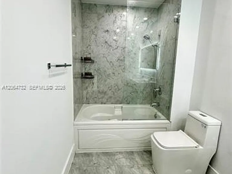 31 SE 5th Street Cu #4214 — Photo 13
