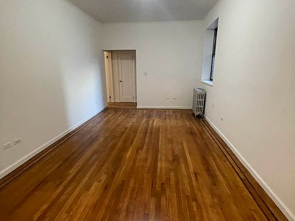 4th image of 31-21 29th St #1