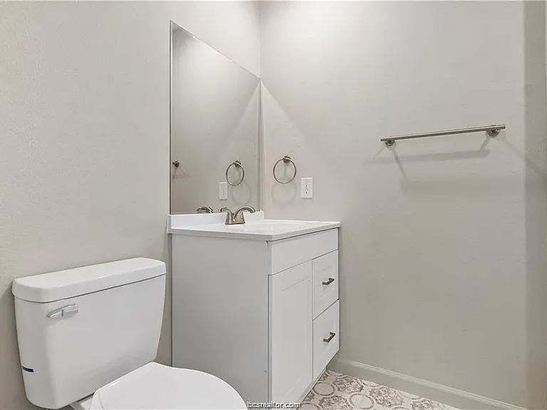 1502 Alpine Cir #D — Photo 15