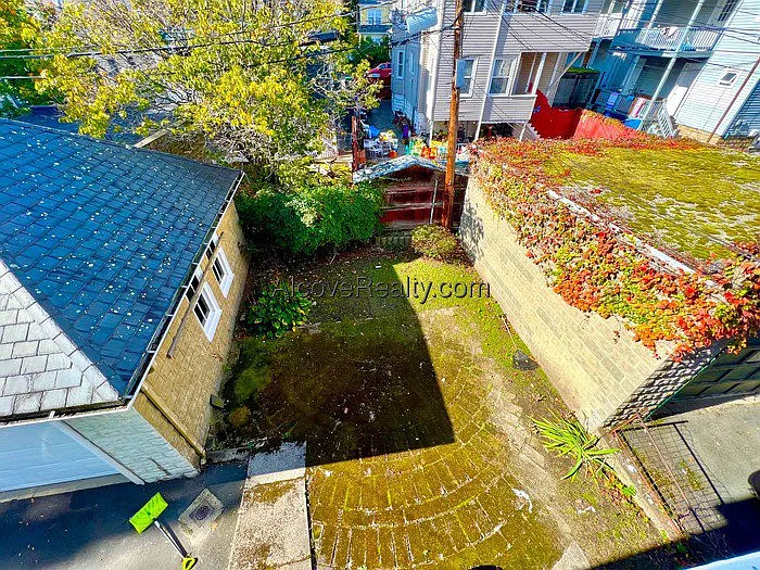 Leonard St — Photo 16