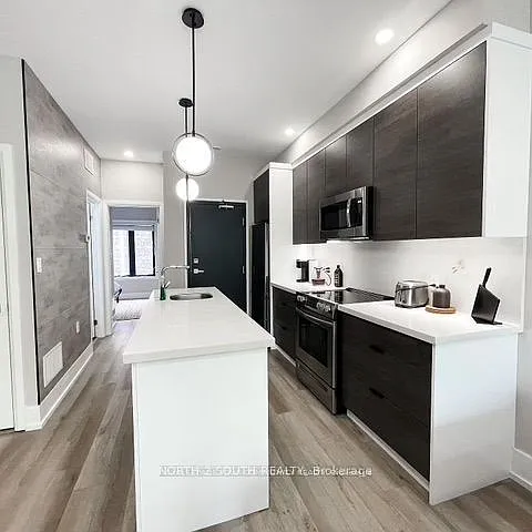 271 Ontario St #2 — Photo 3
