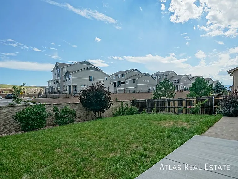5828 Cumbre Vista Way — Photo 26