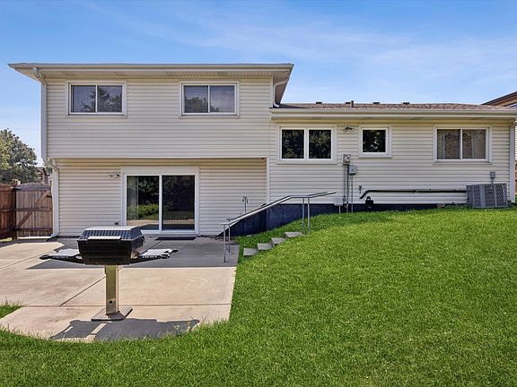 4th image of 1423 Colony Ct
