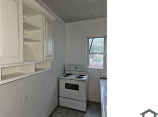 444 Brock Ave APT 1, New Bedford, MA 02744