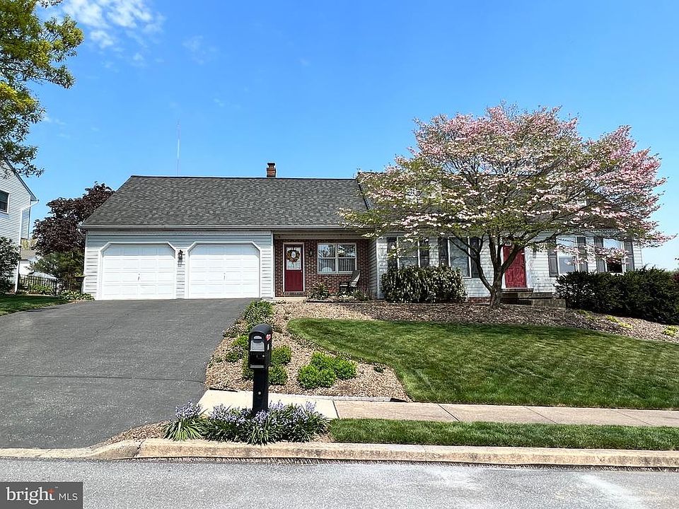 1st image of 11 Southview Cir