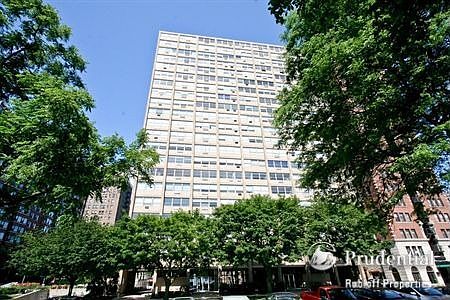 1st image of 5532 S Shore Dr APT 8E