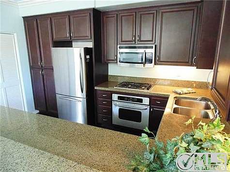 3rd image of 5095 Palm Point Ct