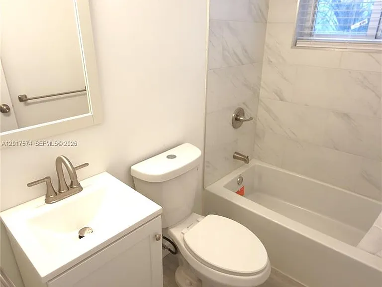 1115 Euclid Ave #17 — Photo 10