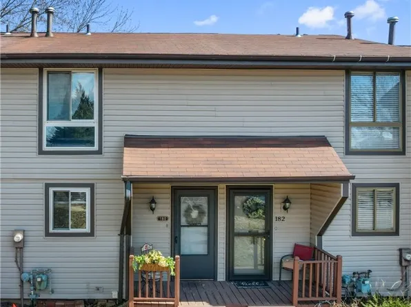 180 Cranbrooke Dr, Coraopolis, PA 15108