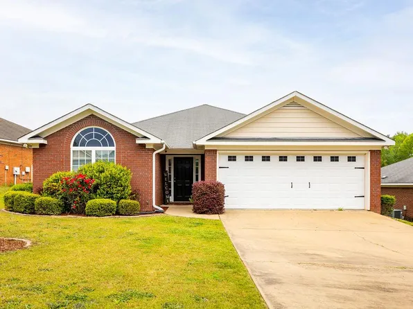 8035 Garrett Pines Dr, Midland, GA 31820