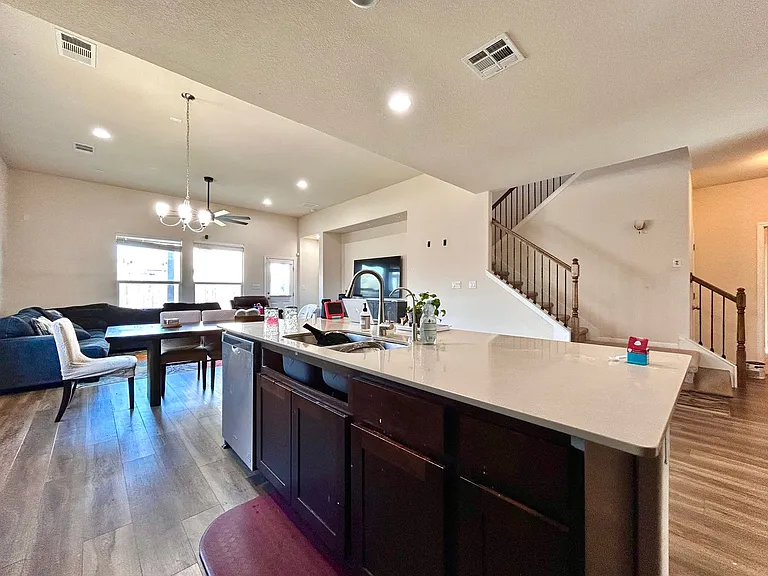 445 Arrowhead Vine St — Photo 14