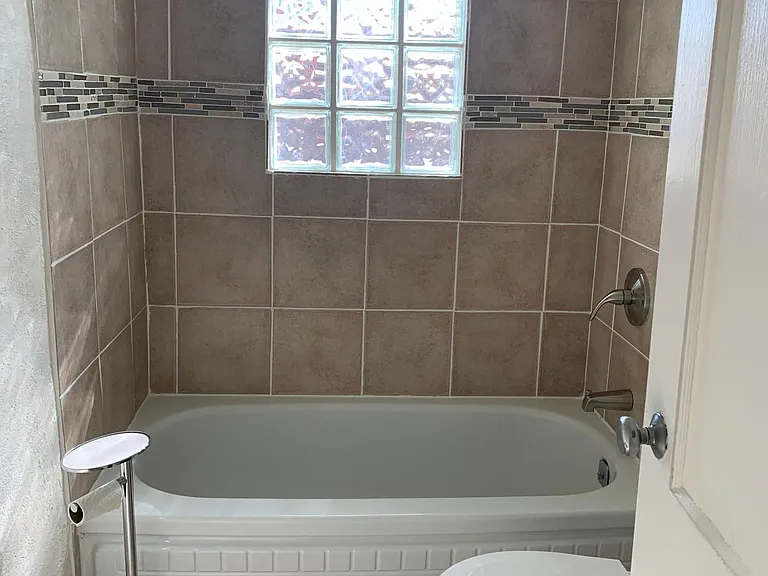 3025 N Richey Blvd #B — Photo 5