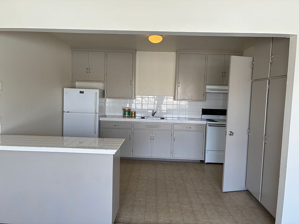 2nd image of 160 1st Ave APT 6