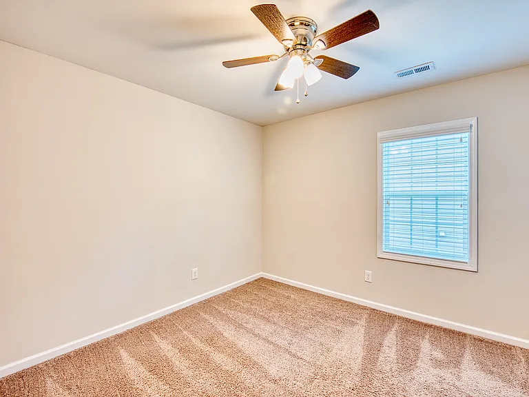 305 Webber Ln — Photo 20