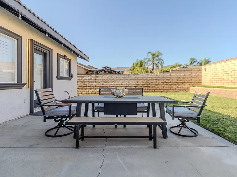 4302 Shetland Ln — Photo 36