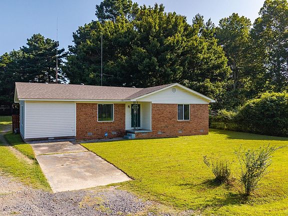 3rd image of 5804 Karen Dr