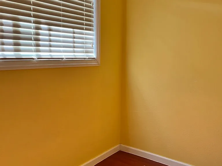 2224 Whyte Park Ave #B — Photo 7