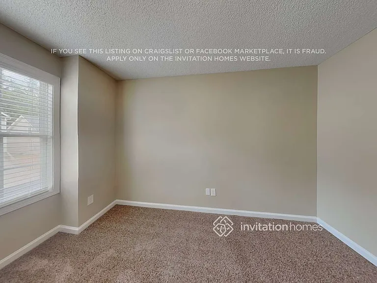 117 Omega Ct — Photo 13