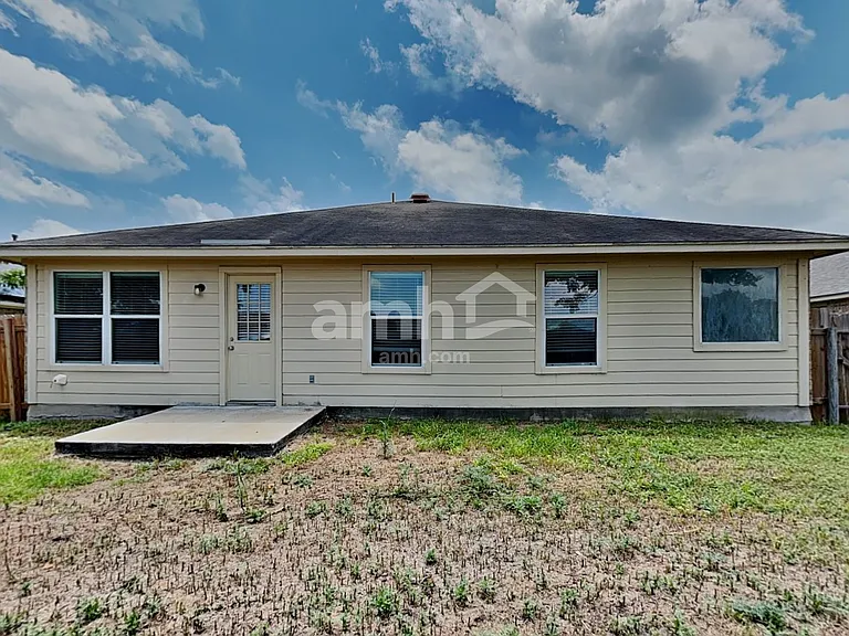 160 Bloomsbury Dr — Photo 16