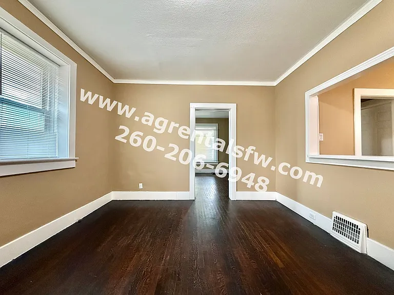 3221 Webster St — Photo 5