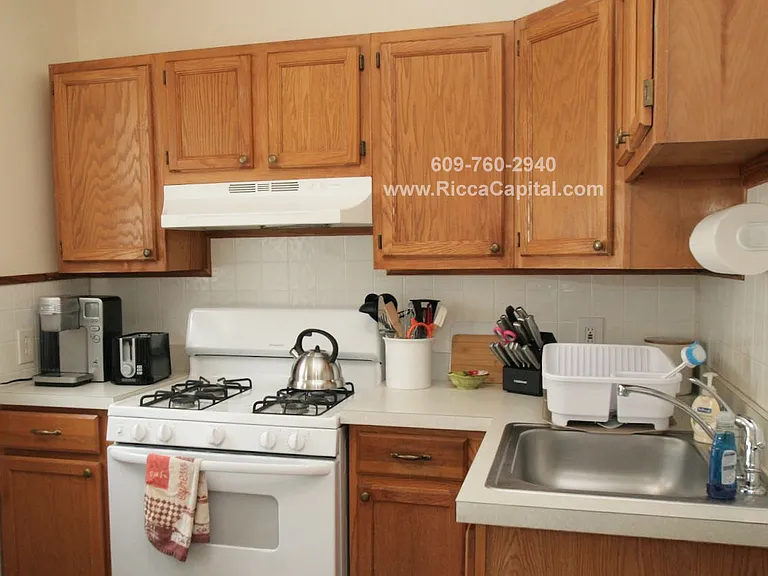 215 S Atlantic Ave E — Photo 5