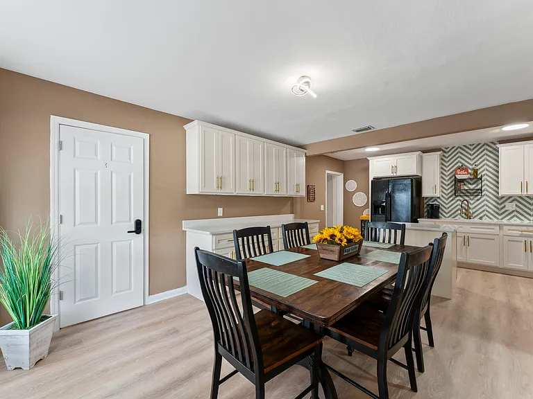 6272 Spring Forest Cir #5 — Photo 22