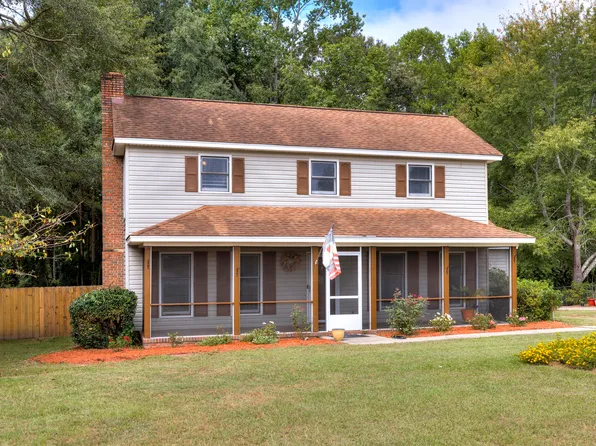 1080 Twin Lakes Dr, Sumter, SC 29154