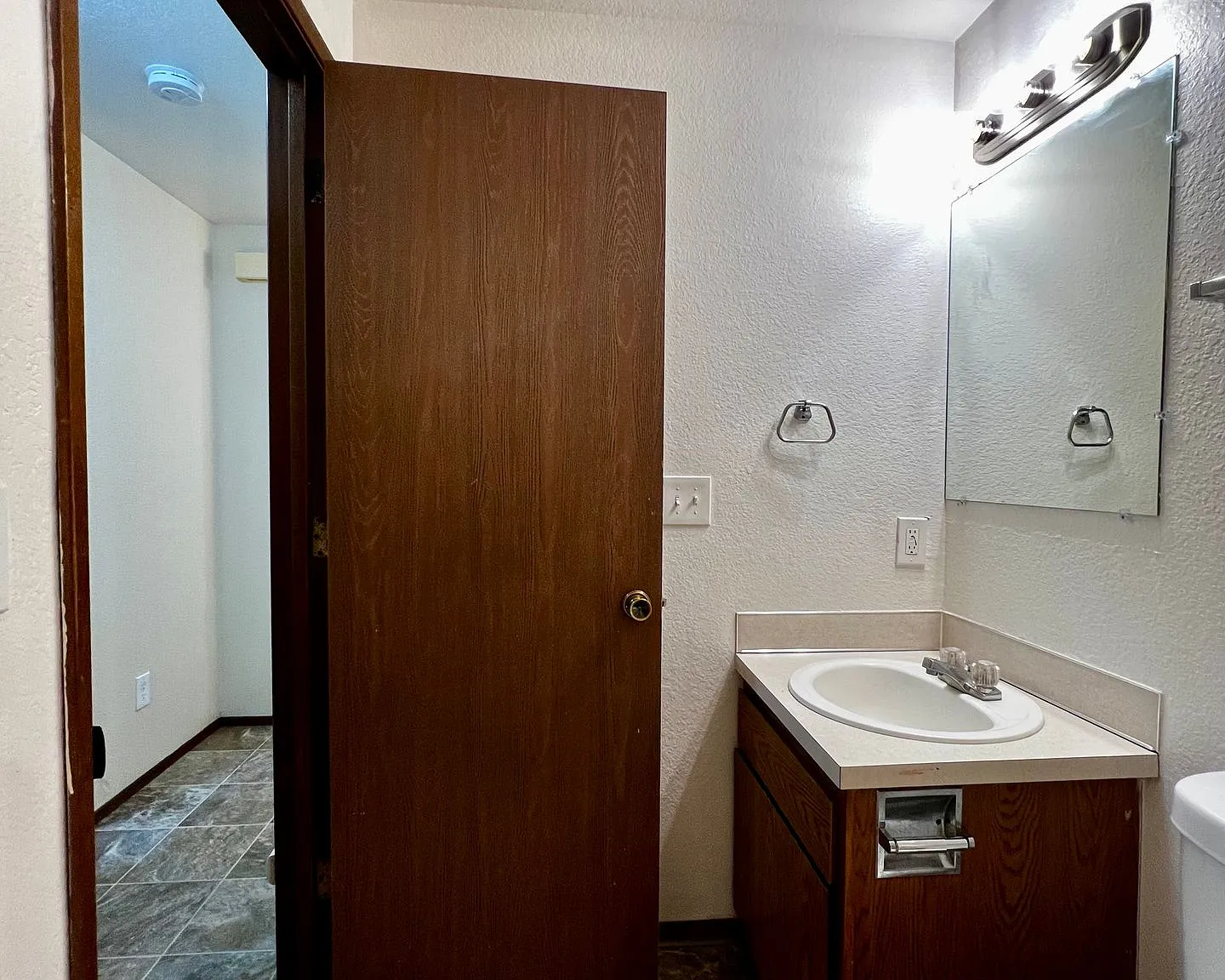 1316 Garfield Avenue - Yakima WA — Photo 3