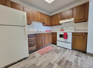 114 3rd St NW #116-4, Jamestown, ND 58401