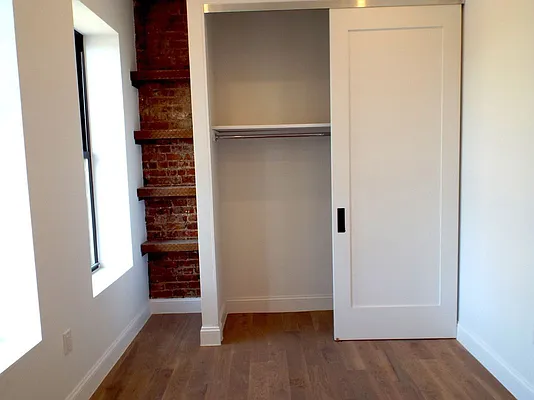 Rented by Evergreen Realty & Investments | media 21