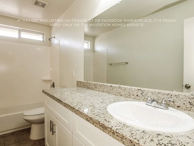 186 N 224th Ln — Photo 14