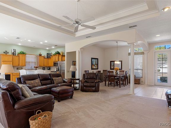 5th image of 40 Deerwood Dr