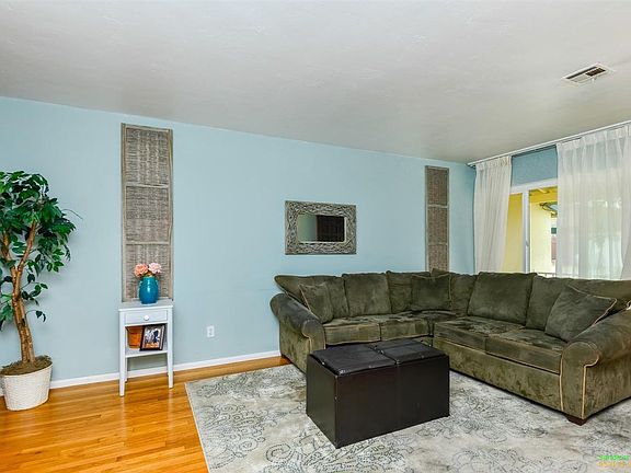 4th image of 2991 Havasupai Ave