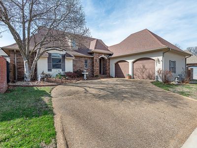 8605 Interlochen Drive, Nixa, MO, 65714