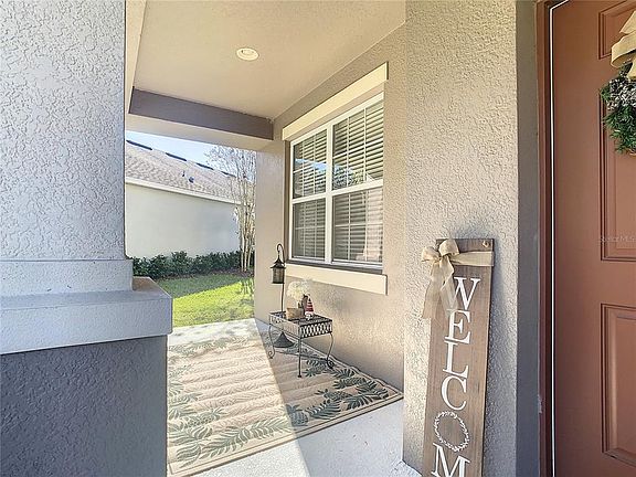 4th image of 1230 Rushgrove Cir