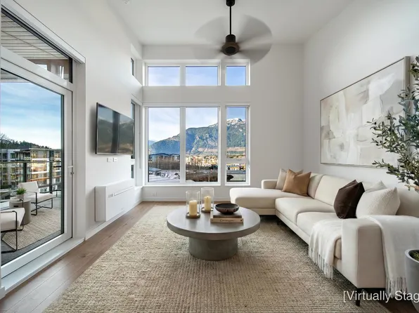 1506 Scott Cres #611, Squamish, BC V8B 1G4