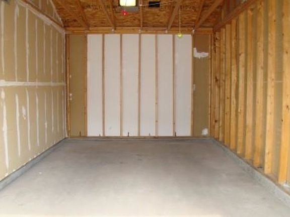 1 Car Detached Garage