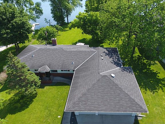 4th image of 2596 Edgerton St