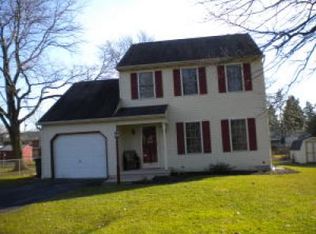 104 Wynwood Dr, Willow Street, PA 17584