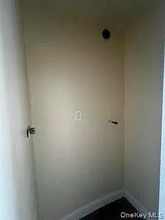 917 E 82nd St #2 — Photo 6