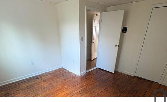 5th image of 128 Johnson St APT B