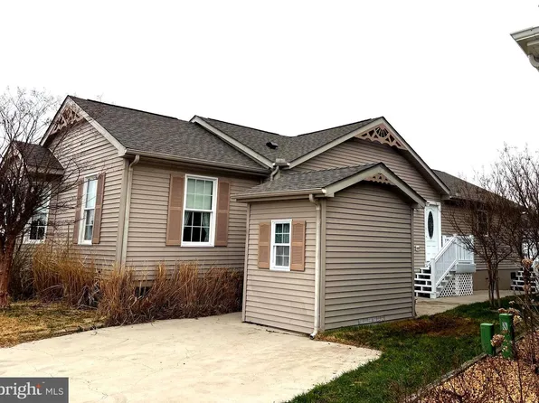 610 Gulf Stream Dr, Ocean City, MD 21842