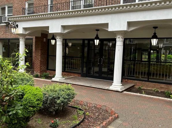 105-37 64th Avenue #6E, Forest Hills, NY 11375