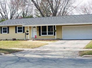 1606 Rae Ln, Madison, WI 53711