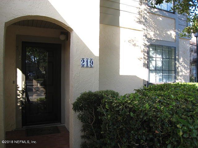 1st image of 219 Cranes Lake Dr