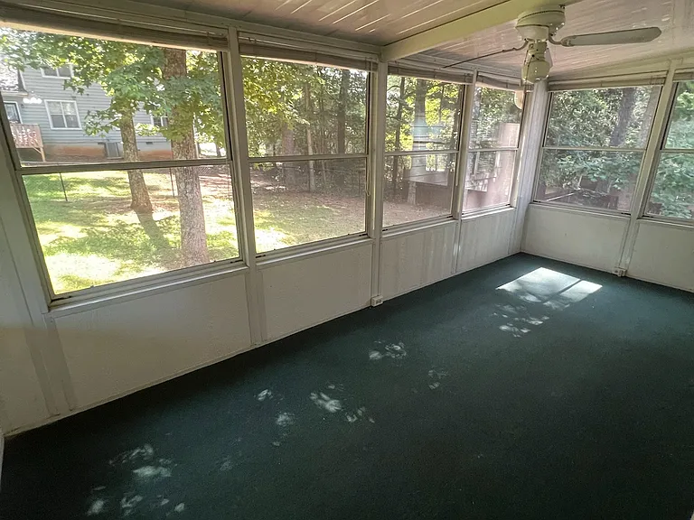 2576 Raindrop Ct — Photo 3