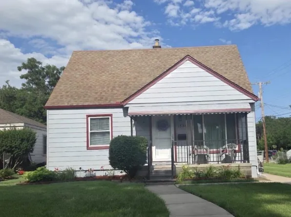 1528 7th St, Wyandotte, MI 48192